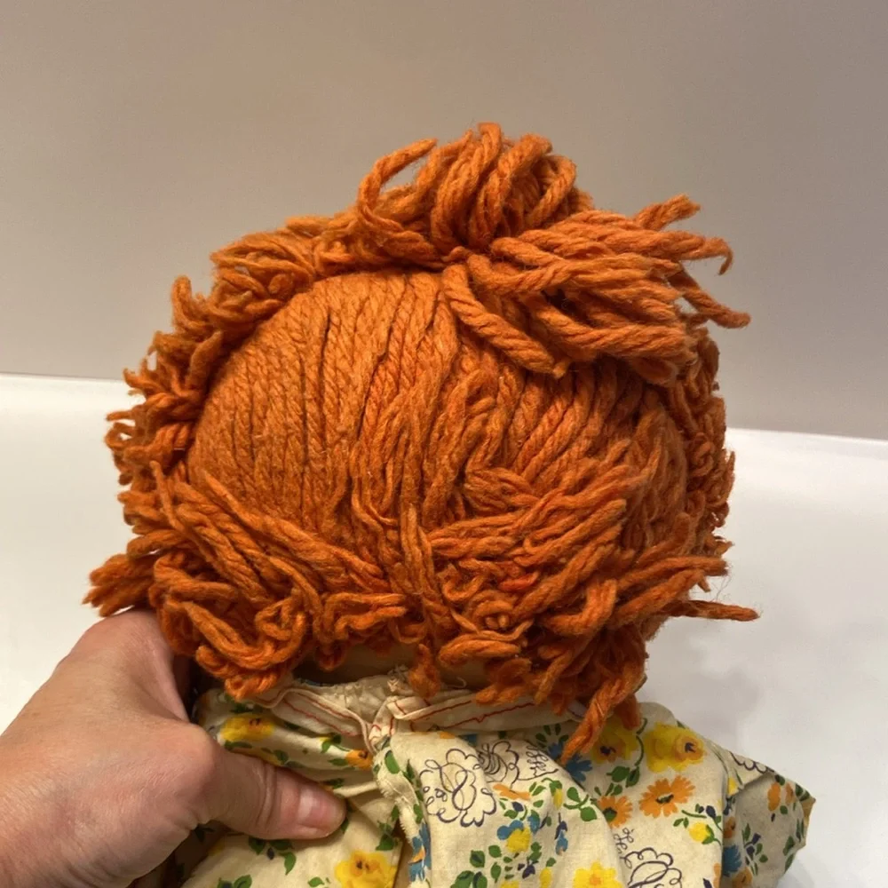 Vintage Raggedy Ann doll, approximately 20”, metal eyes - Picture 15 of 16